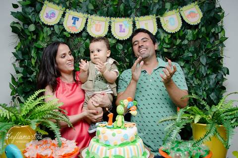 Ensaio temático dinossauro Festa Infantil Bh Festa dinossauro Fotografia de família Ensaio bebê '
