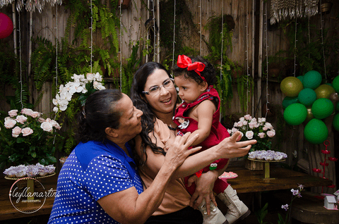 TEMA FAZENDINHA MENINA  BOOK BEBÊ 10 MESES ENSAIO BEBÊS '