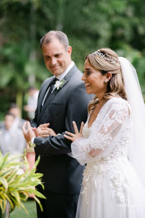 noiva, noivo, casamento rj, fotografo de casamento rj, fotografo de casamentos, fotografo de casamento niteroi, melhores fotos de casamento, clavello, casamento ao ar livre, casamento diurno, making of da noiva, além do sonho'