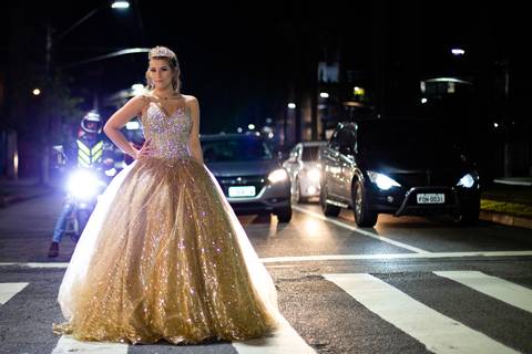 Festa linda da Debutante Vitória Senger - Marcelo Fabiano Fotografia em Santos S.P - A Cabine de Fotos - Buffet Mario Ana Costa '