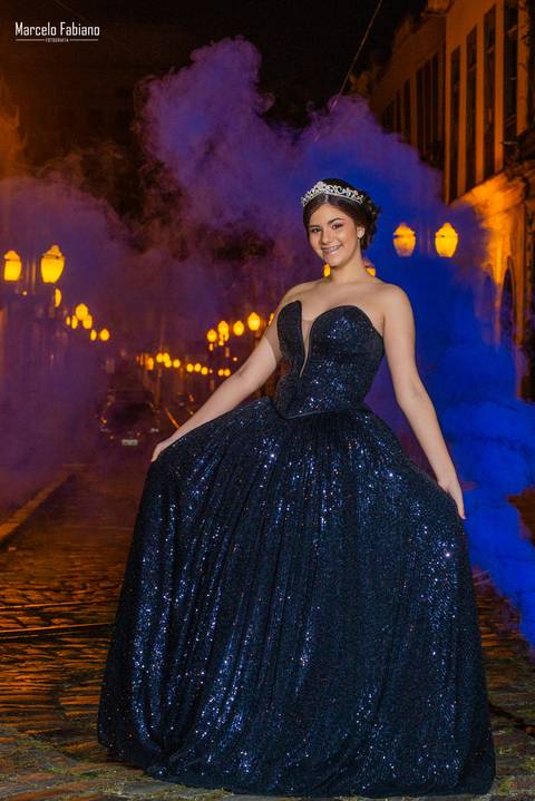 Ensaio fotográfico da linda debutante Ana Barbara - Fotos no centro histórico de Santos S.P 
Vestido Local 1
Cabelo Geferson Ramos
Maquiagem André Galhego
Shape - Fotografo especialista em festa de 15 anos - Debutantes - Marcelo Fabiano Fotografia e vídeo'