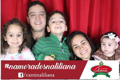 Nossa Cabine de fotos no dia dos Namorados na Cantina Liliana - Cabines fotográficas - Espelho Mágico - Marcelo Fabiano Fotografia - Santos S.P'