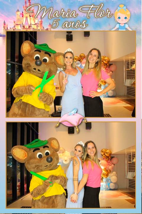 Nosso totem fotográfico na festa da Maria For no Buffet ilha do Tesouro - @acabinedefotos360'