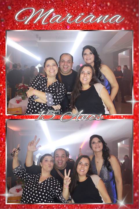 Nosso totem de fotos na festa de 16 anos da Mariana - Cabine de fotos- Plataforma 360 - Maison Royalle Buffet'