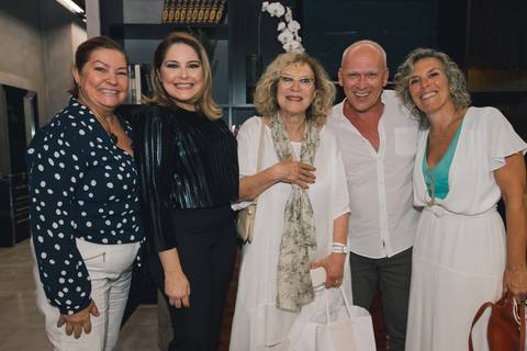 Olimpia, salão de beleza, doces finos, fotografia de eventos, fotografia de moda, fotógrafa, fotografia de gastronomia, fotografia de doces finos, fotografia de festa, claus pita'