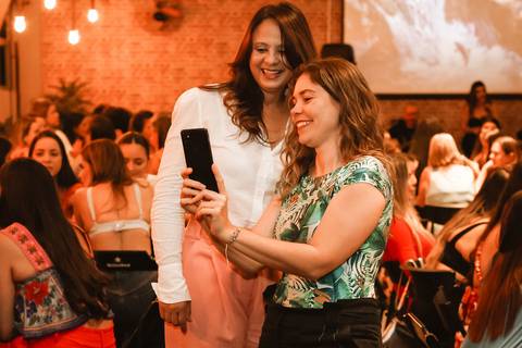 Foto de Evento na cidade de Bom Despacho/MG. Kampala Gastrobar. Fotógrafa de evento.'