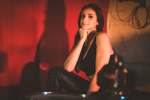 Ensaio Feminino. Porão Studio.'