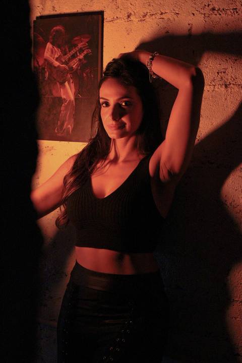 Ensaio Feminino. Porão Studio.'