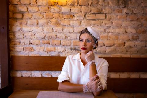 Ensaio Feminino. Foto romântica. Foto estilo francês. Fotografia feminina.'