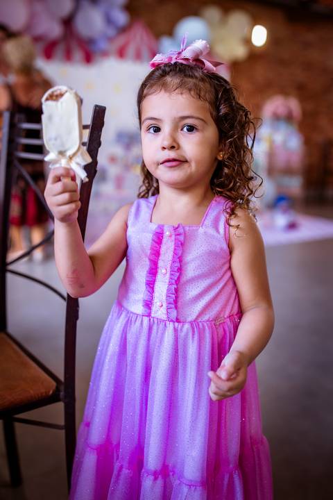 Aniversário Infantil. Fotos de criança. Ensaio infantil. Fotos de aniversário em Bom Despacho. Fotos de aniversário em Contagem.'