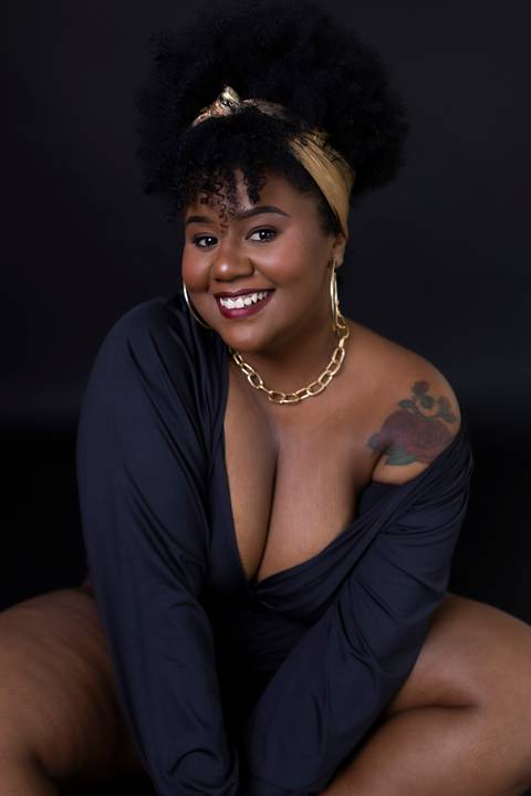 Modelo Negra. Modelo Plus Size. Ensaio Feminino'