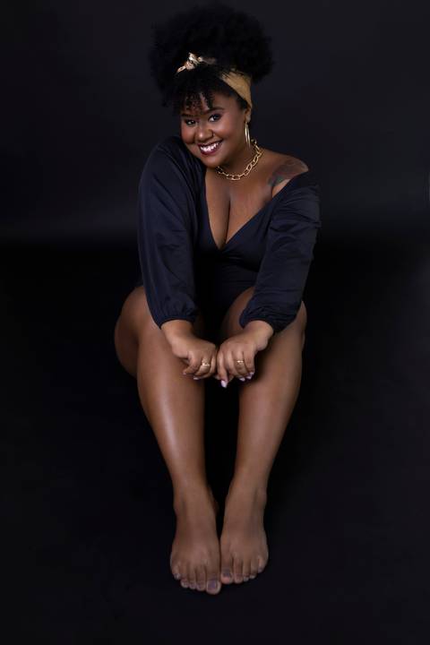 Modelo Negra. Modelo Plus Size. Ensaio Feminino'