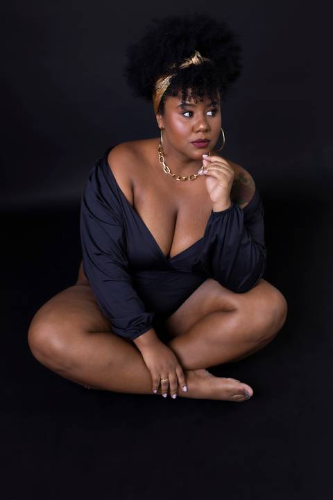 Modelo Negra. Modelo Plus Size. Ensaio Feminino'