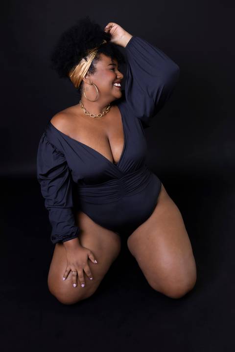 Modelo Negra. Modelo Plus Size. Ensaio Feminino'
