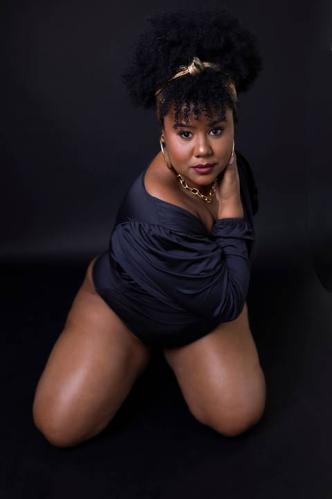 Modelo Negra. Modelo Plus Size. Ensaio Feminino'