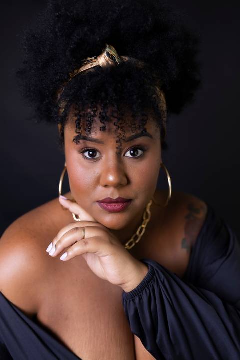 Modelo Negra. Modelo Plus Size. Ensaio Feminino'