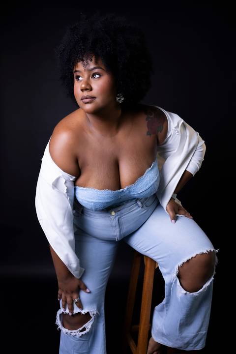 Modelo Negra. Modelo Plus Size. Ensaio Feminino'