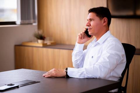 Ensaio Corporativo. Ensaio em Bom Despacho. Fotos profissionais. Marketing'