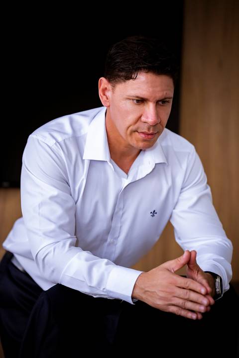 Ensaio Corporativo. Ensaio em Bom Despacho. Fotos profissionais. Marketing'