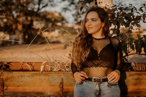 Ensaio feminino. medicina veterinária. médica veterinária. fotos externas. fotos de médica. renata bridges photo. bom despacho'