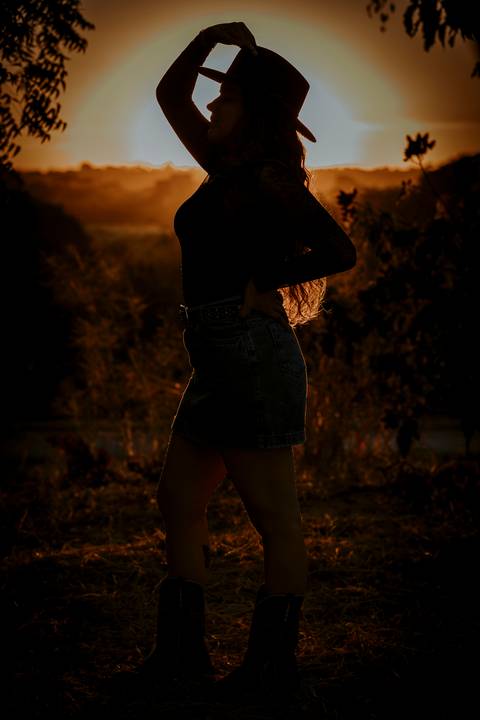 Ensaio feminino. medicina veterinária. médica veterinária. fotos externas. fotos de médica. renata bridges photo. bom despacho'