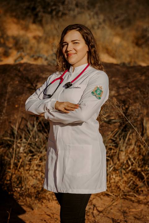 Ensaio feminino. medicina veterinária. médica veterinária. fotos externas. fotos de médica. renata bridges photo. bom despacho'