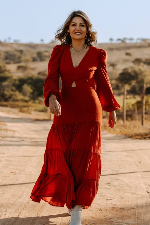 Ensaio de Família. Foto com filhos. Fotos na natureza. Ensaio de aniversário. Fotos de aniversário. Fotos em Bom Despacho. Renata Bridges.'