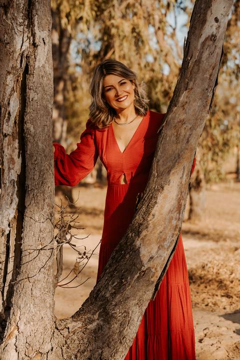 Ensaio de Família. Foto com filhos. Fotos na natureza. Ensaio de aniversário. Fotos de aniversário. Fotos em Bom Despacho. Renata Bridges.'