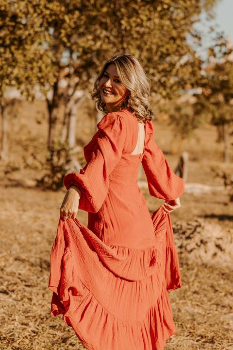 Ensaio de Família. Foto com filhos. Fotos na natureza. Ensaio de aniversário. Fotos de aniversário. Fotos em Bom Despacho. Renata Bridges.'