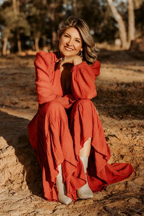 Ensaio de Família. Foto com filhos. Fotos na natureza. Ensaio de aniversário. Fotos de aniversário. Fotos em Bom Despacho. Renata Bridges.'