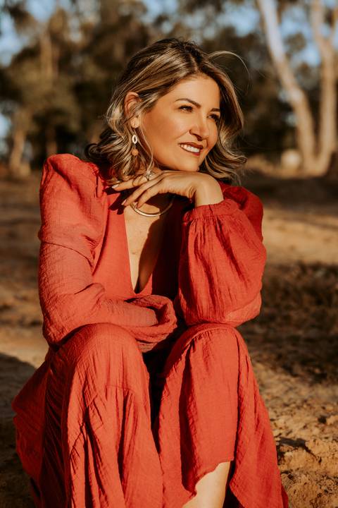 Ensaio de Família. Foto com filhos. Fotos na natureza. Ensaio de aniversário. Fotos de aniversário. Fotos em Bom Despacho. Renata Bridges.'