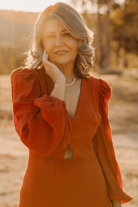 Ensaio de Família. Foto com filhos. Fotos na natureza. Ensaio de aniversário. Fotos de aniversário. Fotos em Bom Despacho. Renata Bridges.'