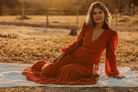 Ensaio de Família. Foto com filhos. Fotos na natureza. Ensaio de aniversário. Fotos de aniversário. Fotos em Bom Despacho. Renata Bridges.'