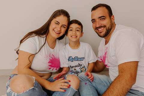 Ensaio Feminino. Ensaio de Gestante. Bom Despacho. Fotos de estúdio. Renata Bridges Chá revelação'