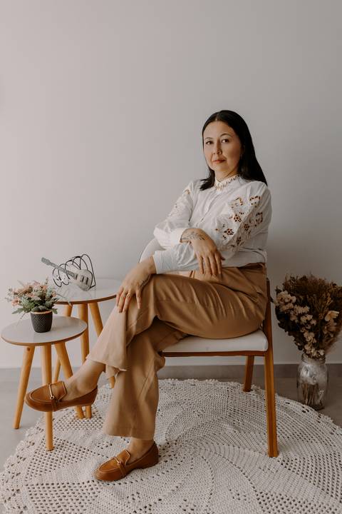 Ensaio feminino. ensaio corporativo. bom despacho. renata bridges. fotos casuais. maquiadora'