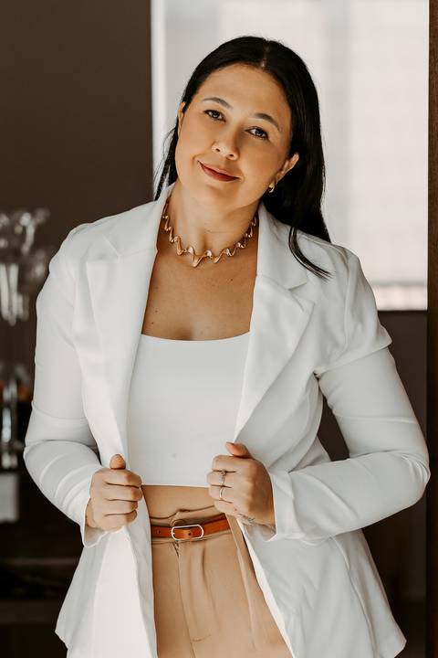 Ensaio feminino. ensaio corporativo. bom despacho. renata bridges. fotos casuais. maquiadora'