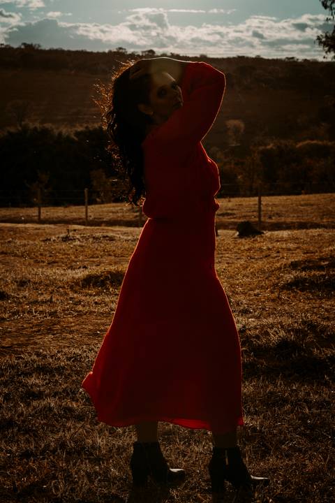 Ensaio feminino. ensaio feminino externo. ensaio na natureza. fotos femininas. fotos mulheres maduras. renata bridges photo. bom despacho'