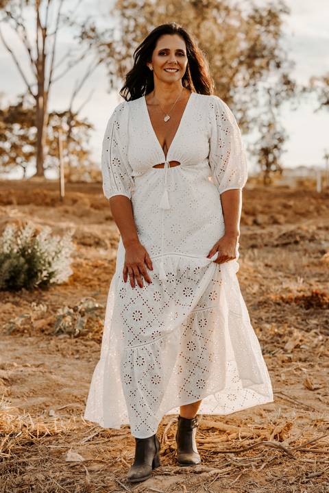 Ensaio feminino. ensaio feminino externo. ensaio na natureza. fotos femininas. fotos mulheres maduras. renata bridges photo. bom despacho'