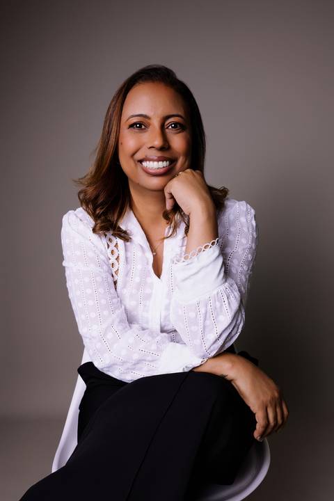 Fotos corporativas. Fotos de estúdio. terapeuta. Dentista. botox. renata bridges. dupla. casal. mae e filho'