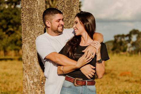 cavalo médica veterinária foto feminina renata bridges bom despacho natureza de dia jaleco branco roupa preta chapeu família pais pai e mãe namorado marido'