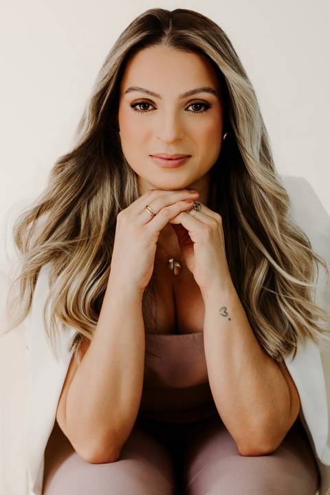 estética marca pessoal ensaio corporativo renata bridges fotógrafa bom despacho '