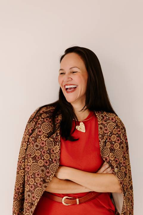 ensaio corporativo marca pessoal vestido laranja flores secas cestas café da manhã renata bridges photo'