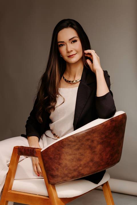 ensaio de marca pessoal fotos estúdio bom despacho renata bridges photo melhor roupa social fotografia profissional '