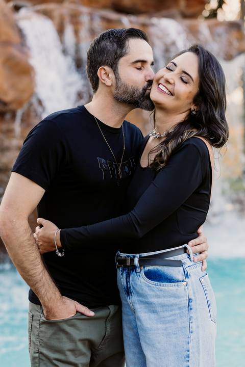 ensaio família sobrinho sobrinha filhos pais irmãos cunhada natureza árvore tarde sol renata bridges photo preto e branco foto colorida moema minas gerais '