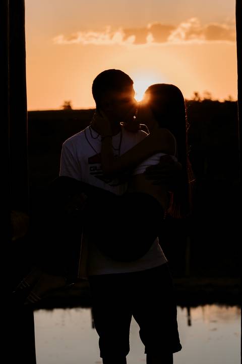 ensaio família sobrinho sobrinha filhos pais irmãos cunhada natureza árvore tarde sol renata bridges photo preto e branco foto colorida moema minas gerais '