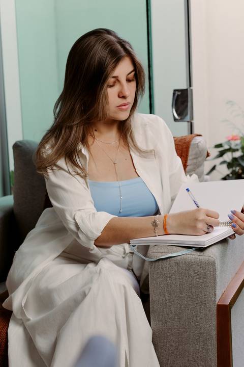 hipnoterapeuta ensaio de marca pessoal corporativo renata bridges photo bom despacho'