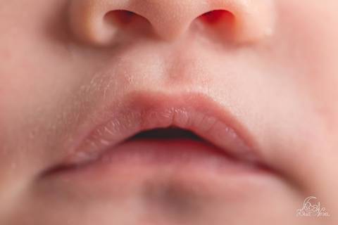 ensaio newborn detalhe da boca brasília'