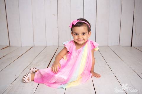 ensaio infantil em estúdio arco iris'