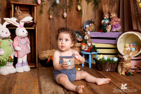 ensaio de páscoa em brasilia leticia franco fotografia df lago sul jardim botanico candy colors coelhos orelha de coelho acompanhamento bebe baby book primeiro ano milestones '