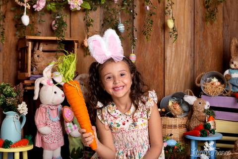 ensaio de páscoa em brasilia leticia franco fotografia df lago sul jardim botanico candy colors coelhos orelha de coelho acompanhamento bebe baby book primeiro ano milestones '